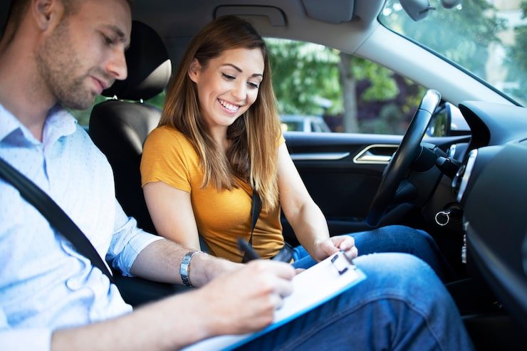 Driving Schools Around Me for Intensive Driving Courses in New Malden