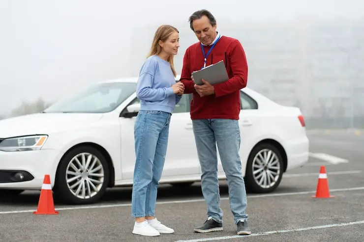 Night-Time Driving Lessons in Horley
